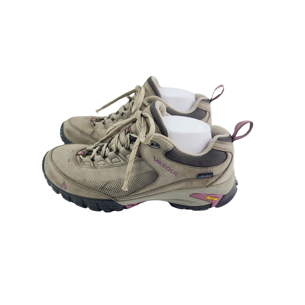 Vasque Men's‎ Hiking Shoes, Size 10.5, Grey/Pink.